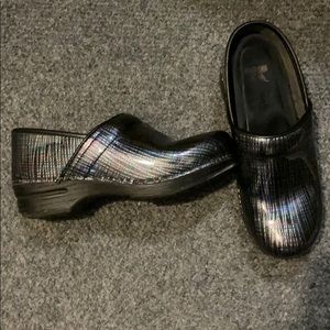 Dansko nursing shoes